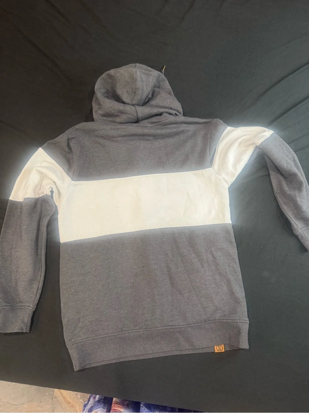 Holloway Men's Gray & White Pullover Hoodie